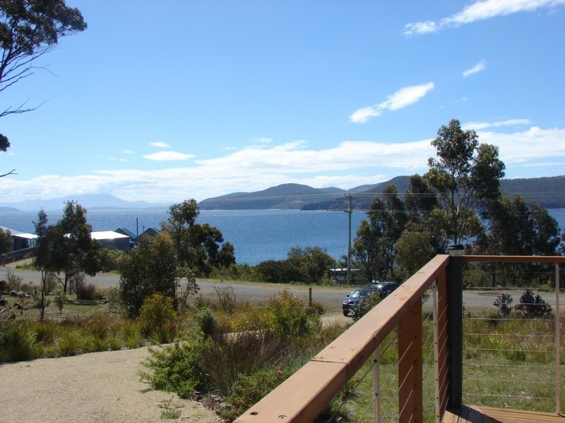 579 White Beach Rd, White Beach TAS 7184