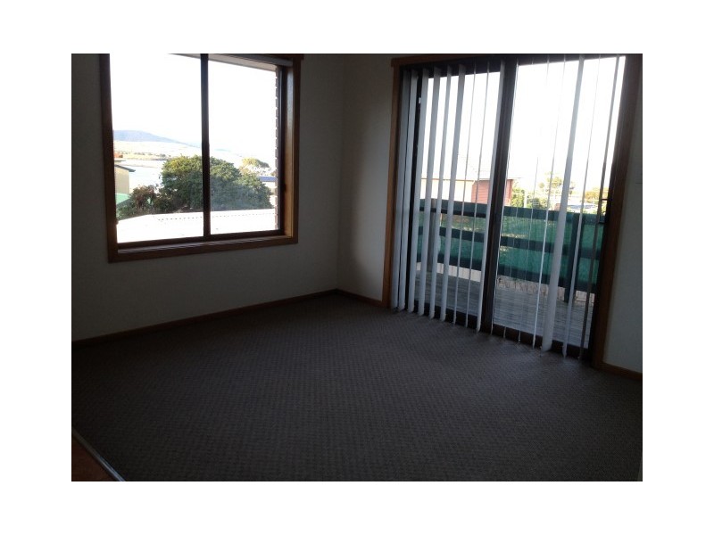 11 Stewart Court, Midway Point TAS 7171