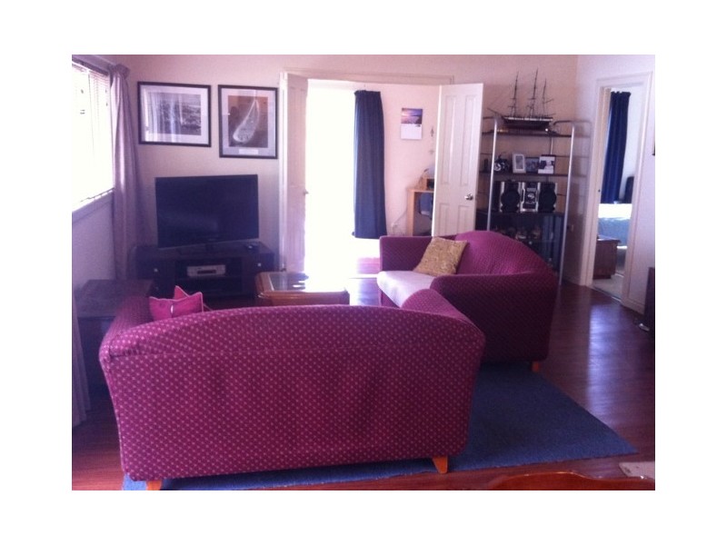 9 River Street, Carlton TAS 7173