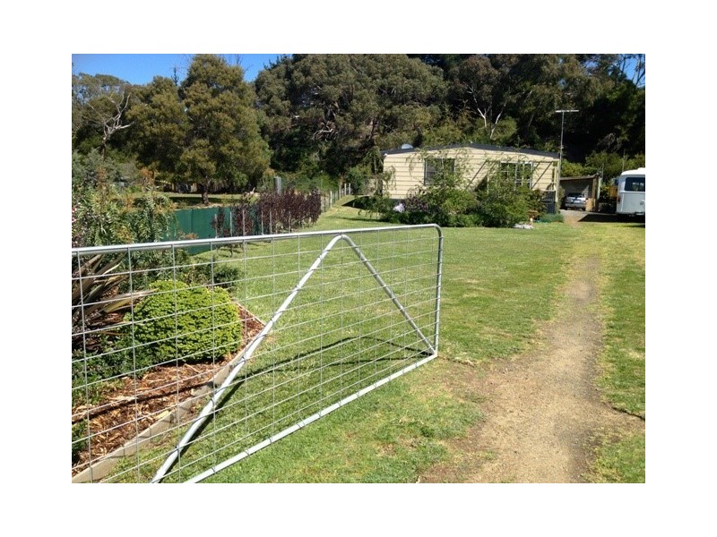 9 River Street, Carlton TAS 7173