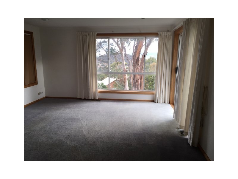 41 Robin Court, Lindisfarne TAS 7015