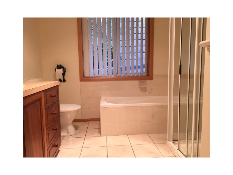 41 Robin Court, Lindisfarne TAS 7015