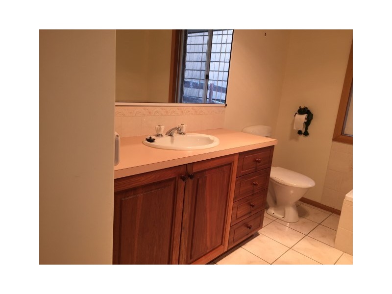 41 Robin Court, Lindisfarne TAS 7015