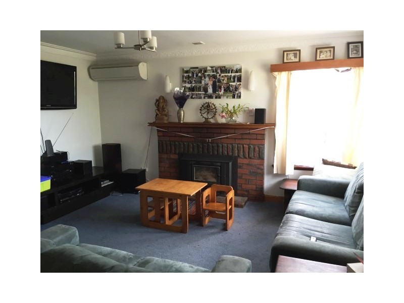 13 First Avenue, Midway Point TAS 7171