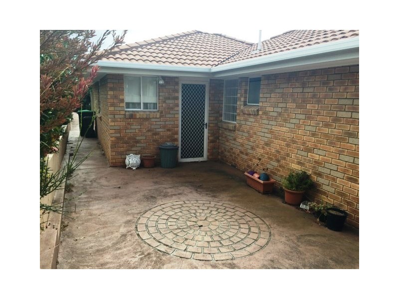 8 Quarry Road, Mornington TAS 7018