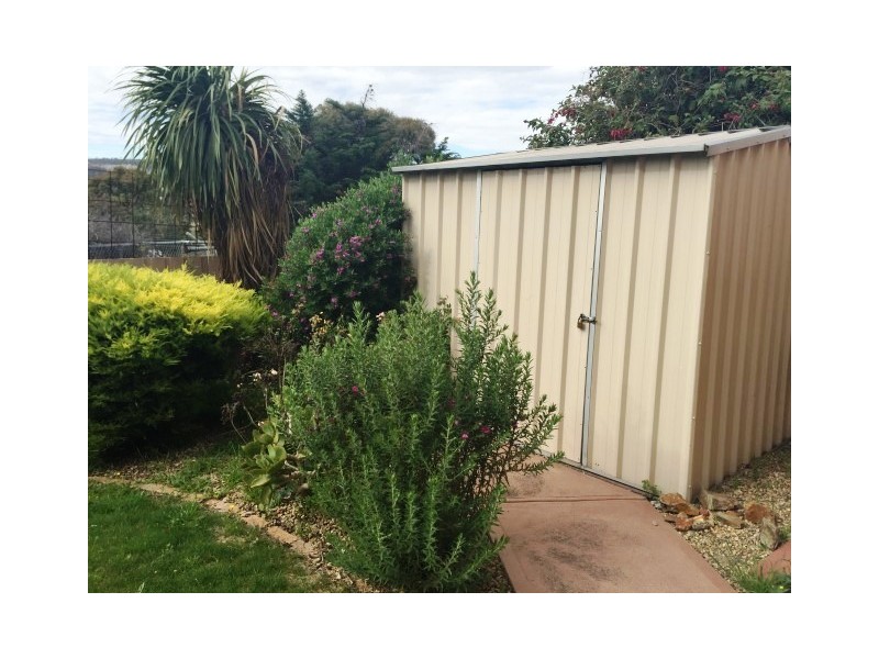 8 Quarry Road, Mornington TAS 7018
