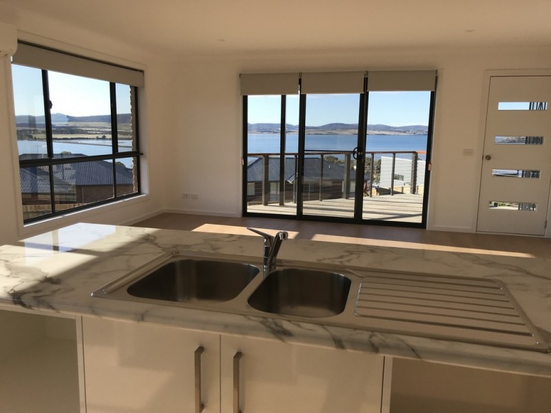 16 Timbermill Court, Midway Point TAS 7171