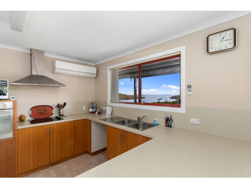 15 Eagle View Road, Nubeena TAS 7184
