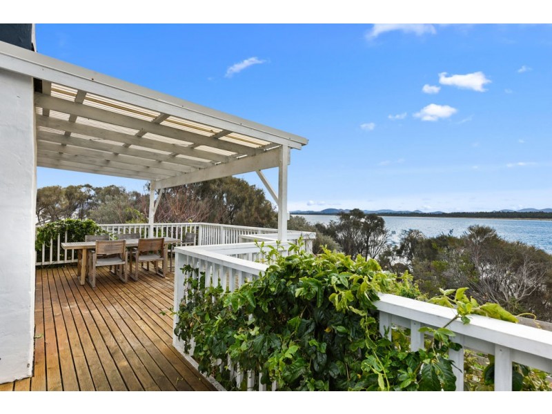 80 Tiger Head Road, Dodges Ferry TAS 7173