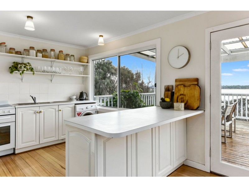 80 Tiger Head Road, Dodges Ferry TAS 7173