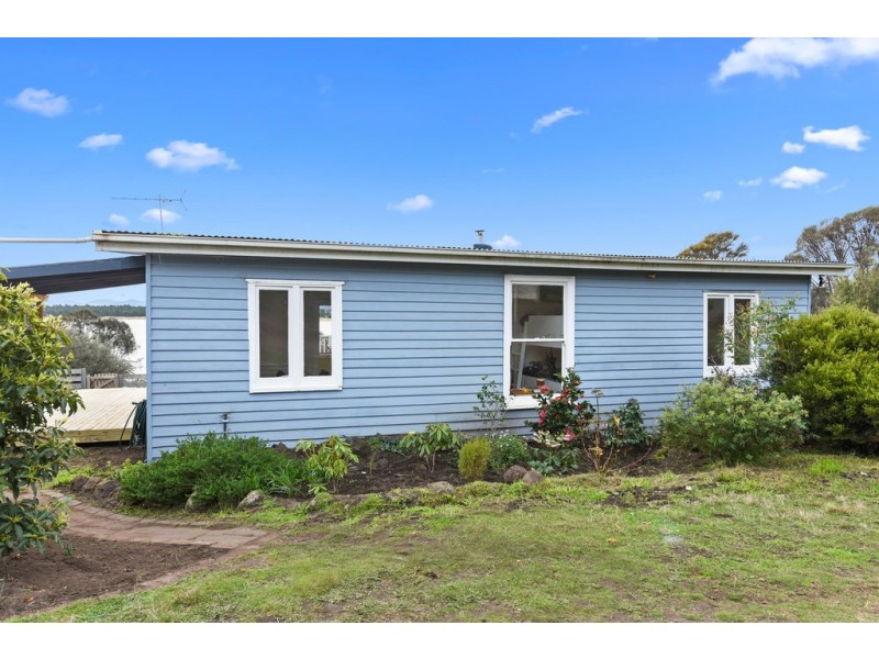80 Tiger Head Road, Dodges Ferry TAS 7173