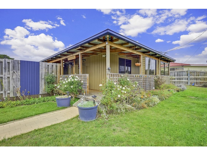 9 Cruttenden Street, Buckland TAS 7190