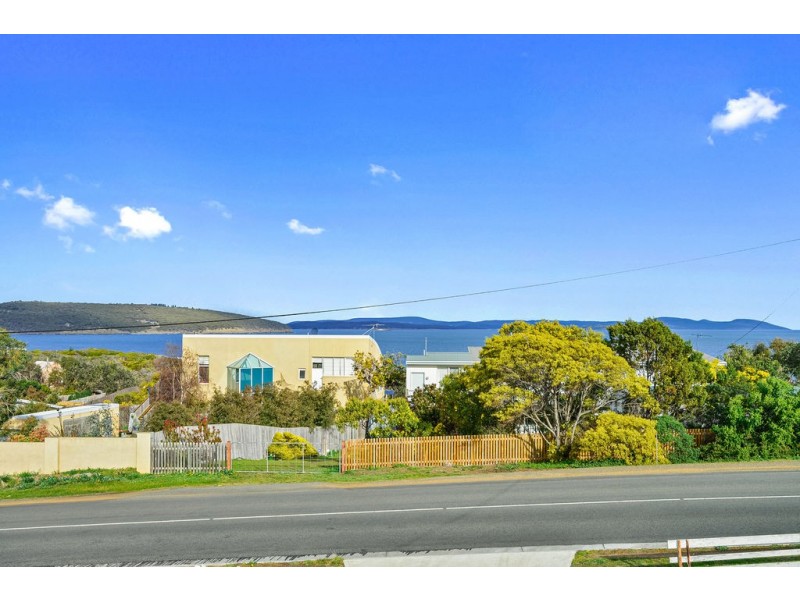 178 Carlton Beach Road, Dodges Ferry TAS 7173