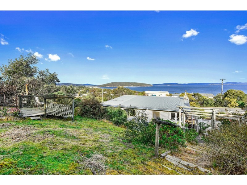 178 Carlton Beach Road, Dodges Ferry TAS 7173