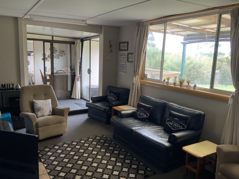 21 Fox Avenue, White Beach TAS 7184