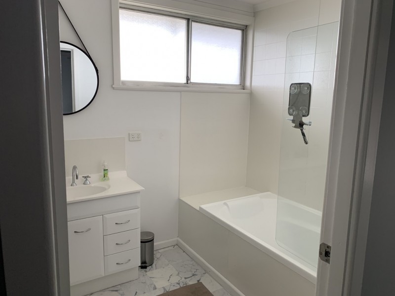 11A Beach Road, Midway Point TAS 7171