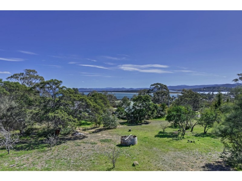 61 Signal Hill Road, Dodges Ferry TAS 7173