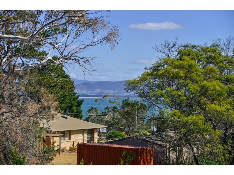 61 Signal Hill Road, Dodges Ferry TAS 7173