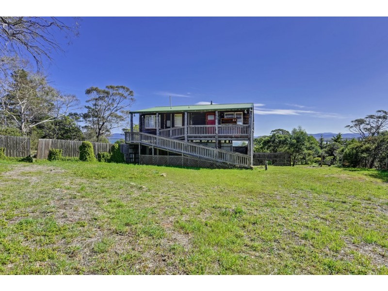 61 Signal Hill Road, Dodges Ferry TAS 7173