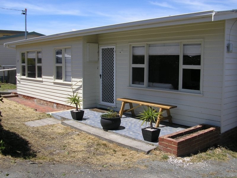 5 Darwin Street, Midway Point TAS 7171