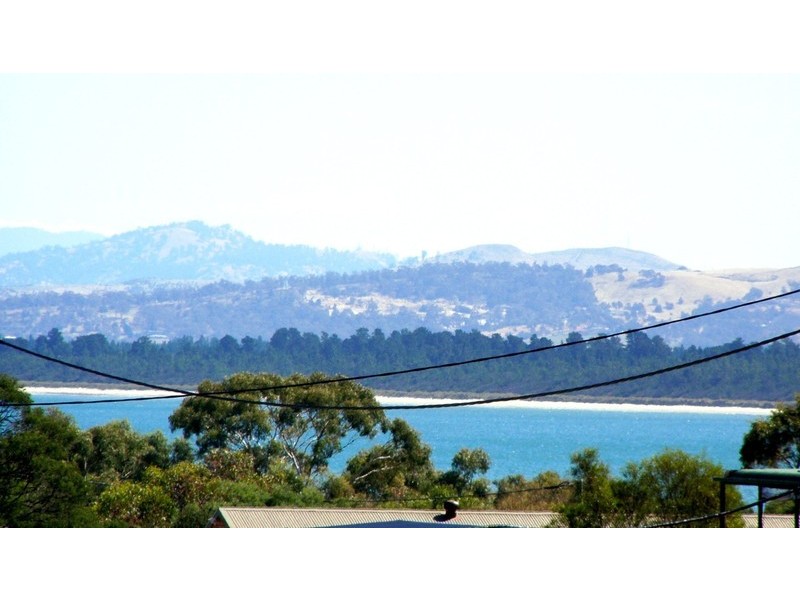 1 ESTHER COURT, Dodges Ferry TAS 7173