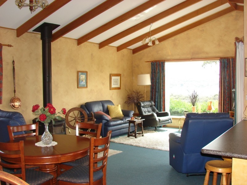 25 Lagoon rd, White Beach TAS 7184