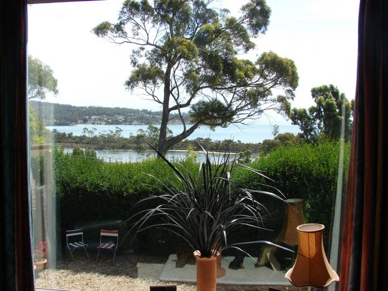 25 Lagoon rd, White Beach TAS 7184