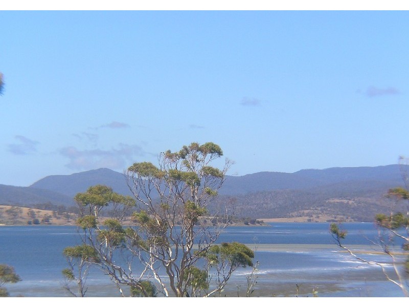 18 CRAIGS HILL ROAD, Boomer Bay TAS 7177