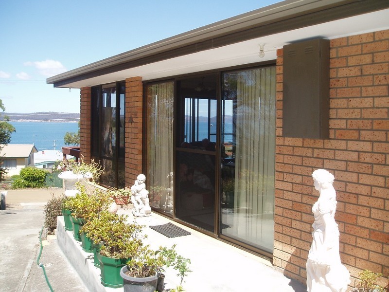 8 Lantana Place, Primrose Sands TAS 7173