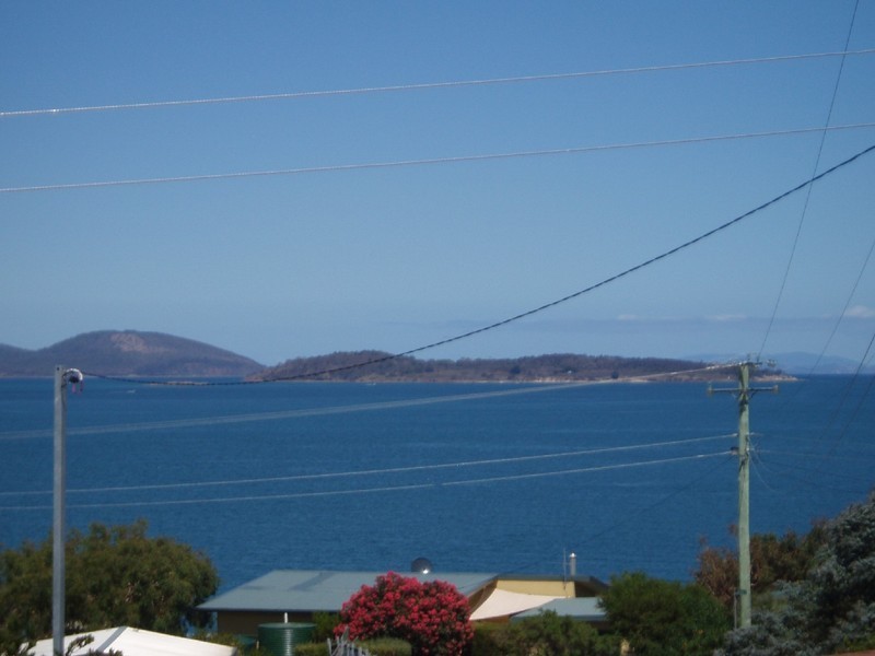 8 Lantana Place, Primrose Sands TAS 7173