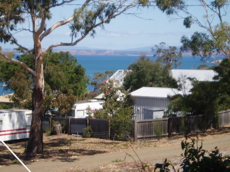 8 Lantana Place, Primrose Sands TAS 7173