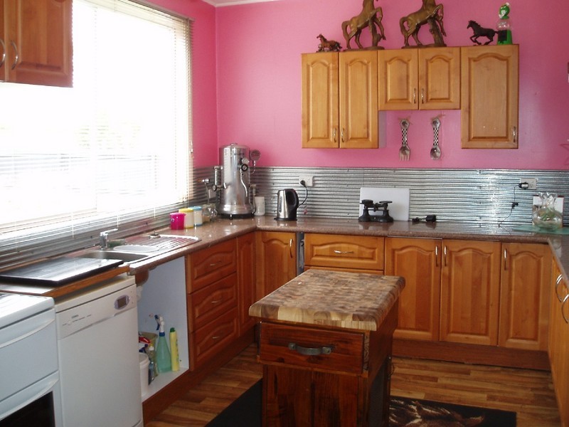 8 Arthur Highway, Dunalley TAS 7177