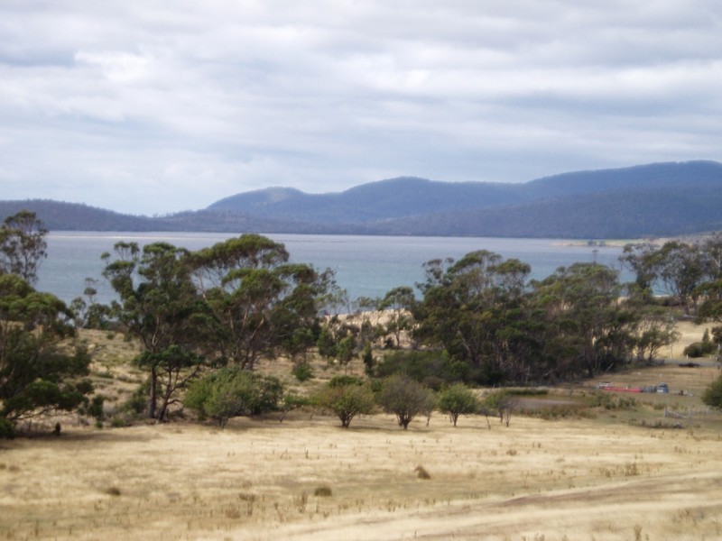 8 Arthur Highway, Dunalley TAS 7177
