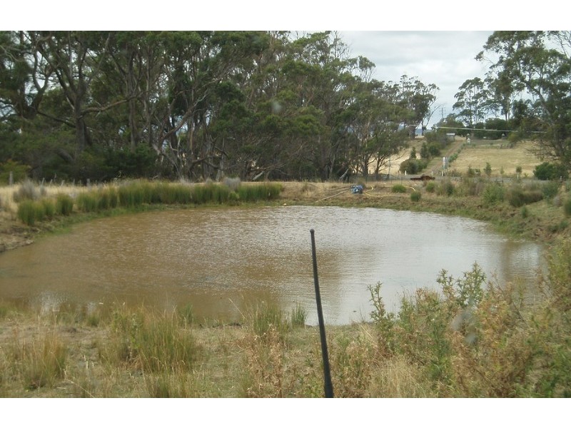 8 Arthur Highway, Dunalley TAS 7177