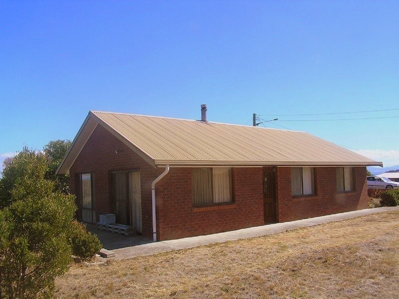 11 Linden Road, Primrose Sands TAS 7173