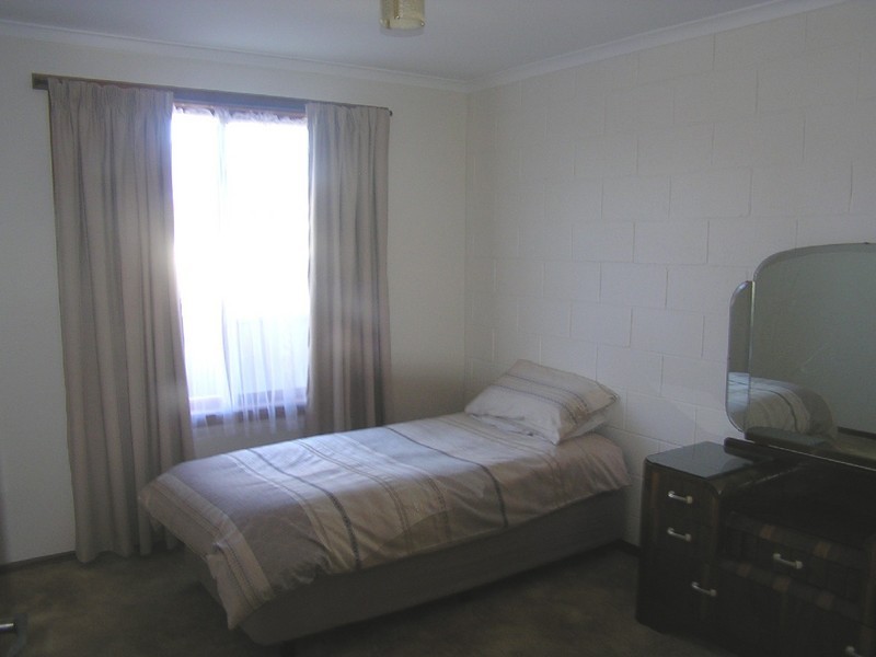 9-11 TOONGABBIE STREET, Midway Point TAS 7171