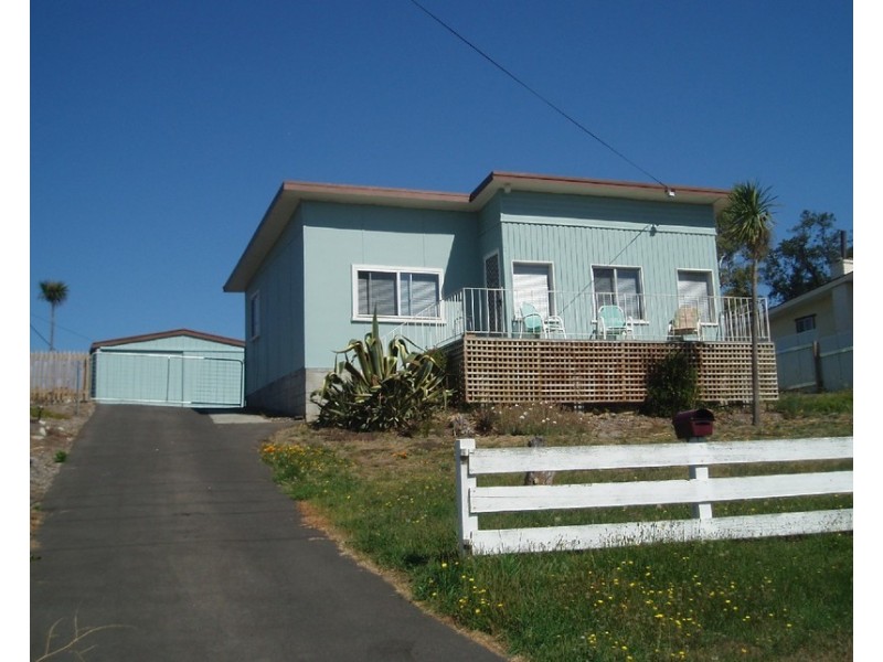 2 JETTY ROAD, Dodges Ferry TAS 7173