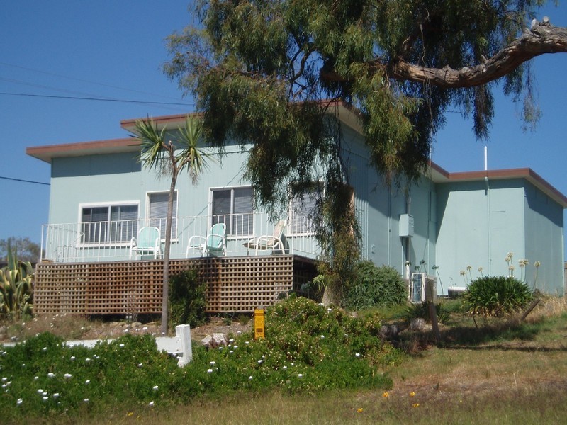 2 JETTY ROAD, Dodges Ferry TAS 7173