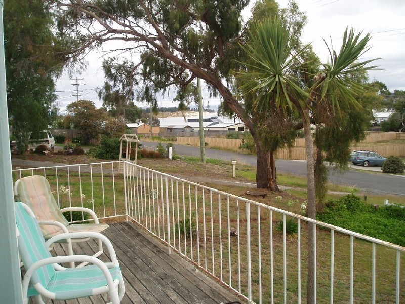 2 JETTY ROAD, Dodges Ferry TAS 7173