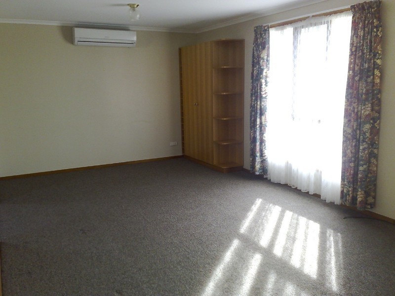 32 RAYNORS ROAD, Midway Point TAS 7171