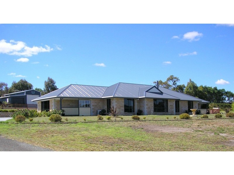 1 Lakeland Drive, Forcett TAS 7173