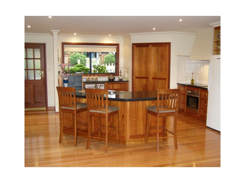 1 Lakeland Drive, Forcett TAS 7173