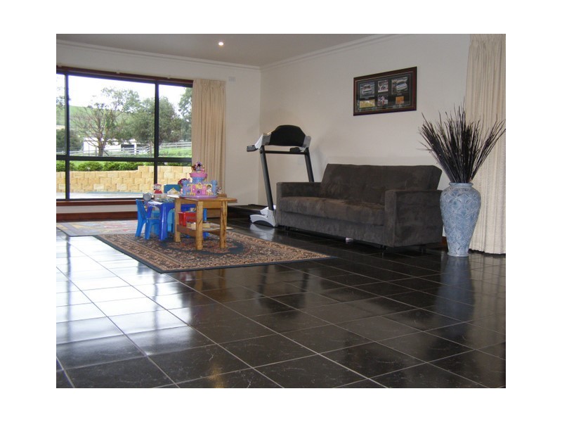 1 Lakeland Drive, Forcett TAS 7173