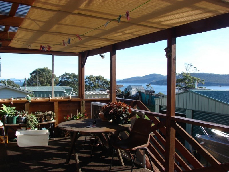 25 Wedge Avenue, White Beach TAS 7184