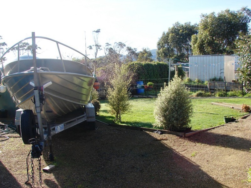 25 Wedge Avenue, White Beach TAS 7184