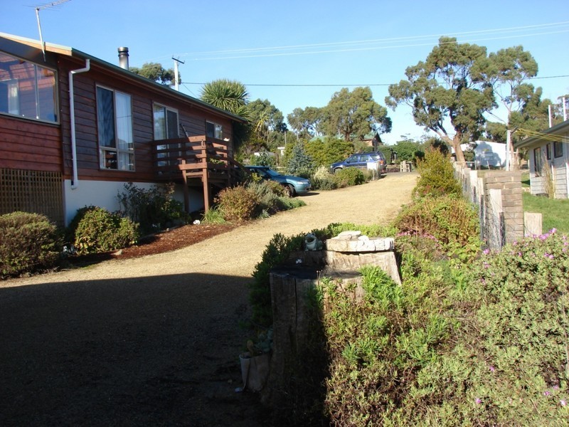 25 Wedge Avenue, White Beach TAS 7184