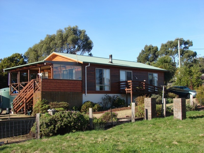 25 Wedge Avenue, White Beach TAS 7184