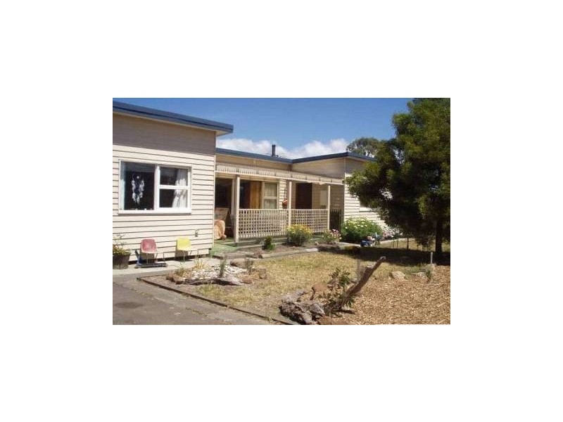 6 NINTH AVENUE, Dodges Ferry TAS 7173