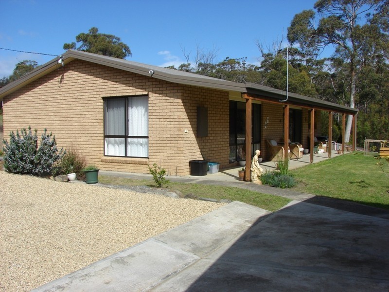 18 Greatbatch Drive, White Beach TAS 7184