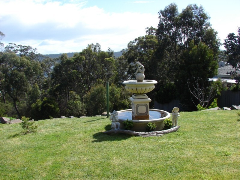 18 Greatbatch Drive, White Beach TAS 7184